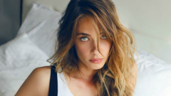 Müge Boz Saç Rengi