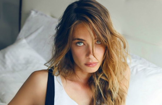 Muge Boz Sac Rengi