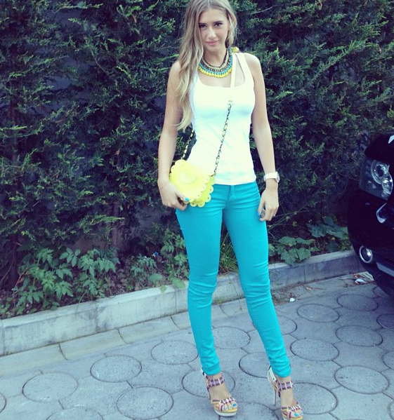 Seyma Subasi Sac Ornekleri