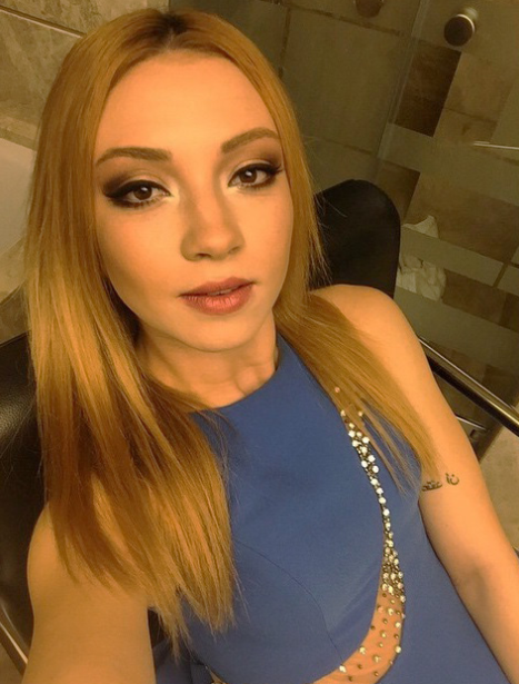Ece-Seçkin-Saç-Rengi