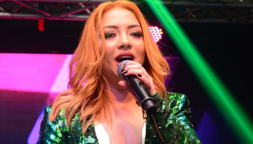 Ece Seçkin Yaşı