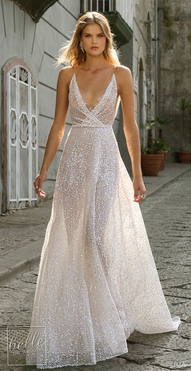 Farklı Berta Model Gelinlikler