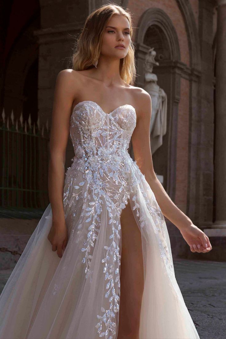 İddialı Berta Model Gelinlikler