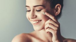 En İyi Kırışıklık Karşıtı Kremler