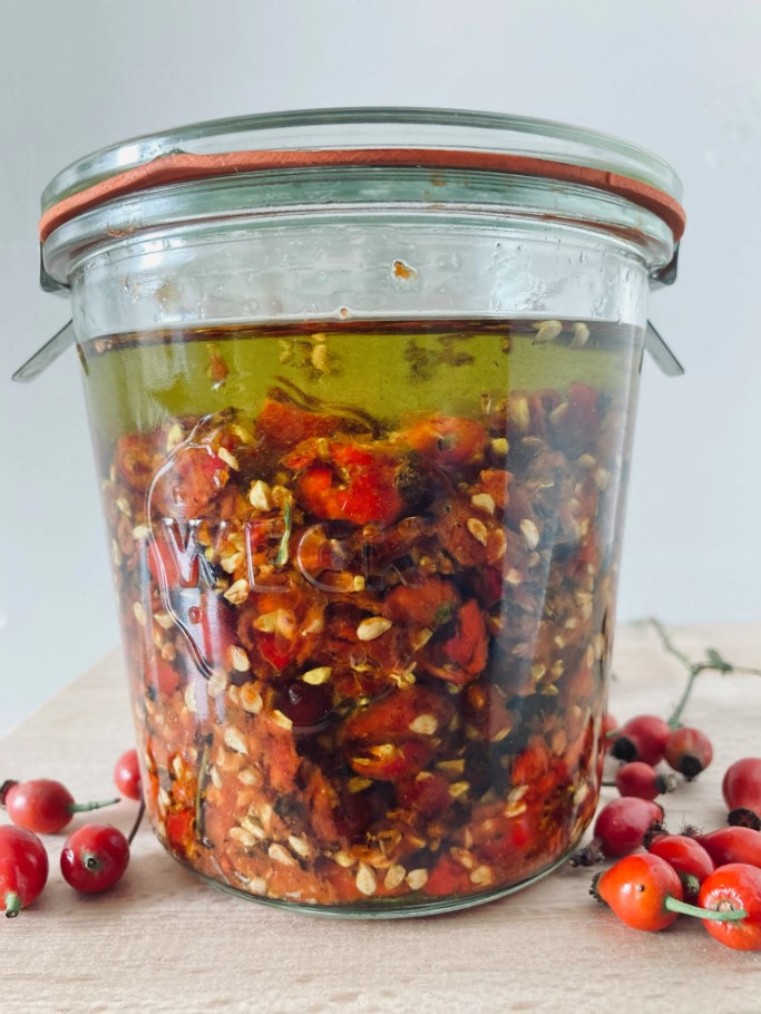 Kuşburnu Yağının Kullanımı ve Faydaları