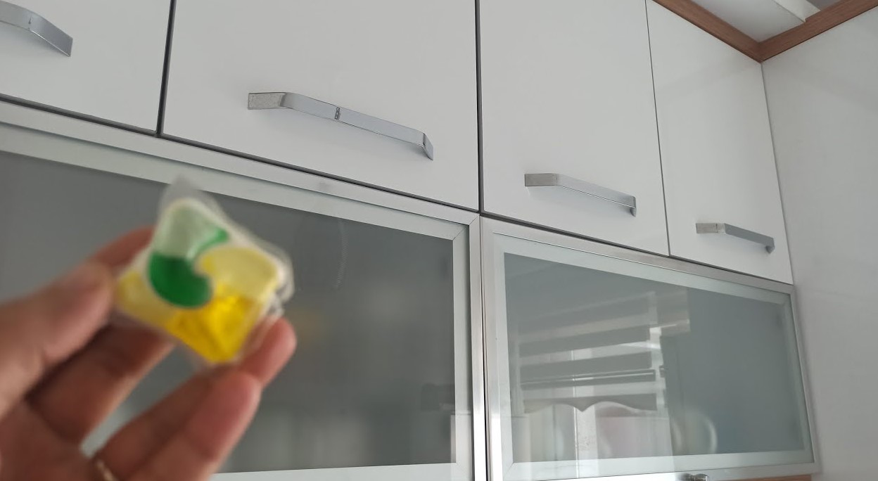 Mutfak Dolaplarında Küf Nasıl Temizlenir?